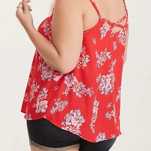 TORRID FLORAL PLEATED GEORGETTE SWING CAMI - Picture 2 of 9
